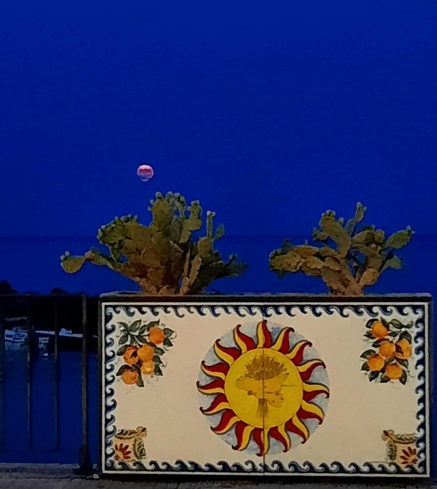 Arcadia Golden Bay Lejlighed Giardini Naxos Eksteriør billede